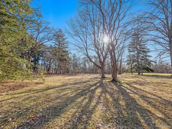 31050 Briarcliff, Franklin, MI 