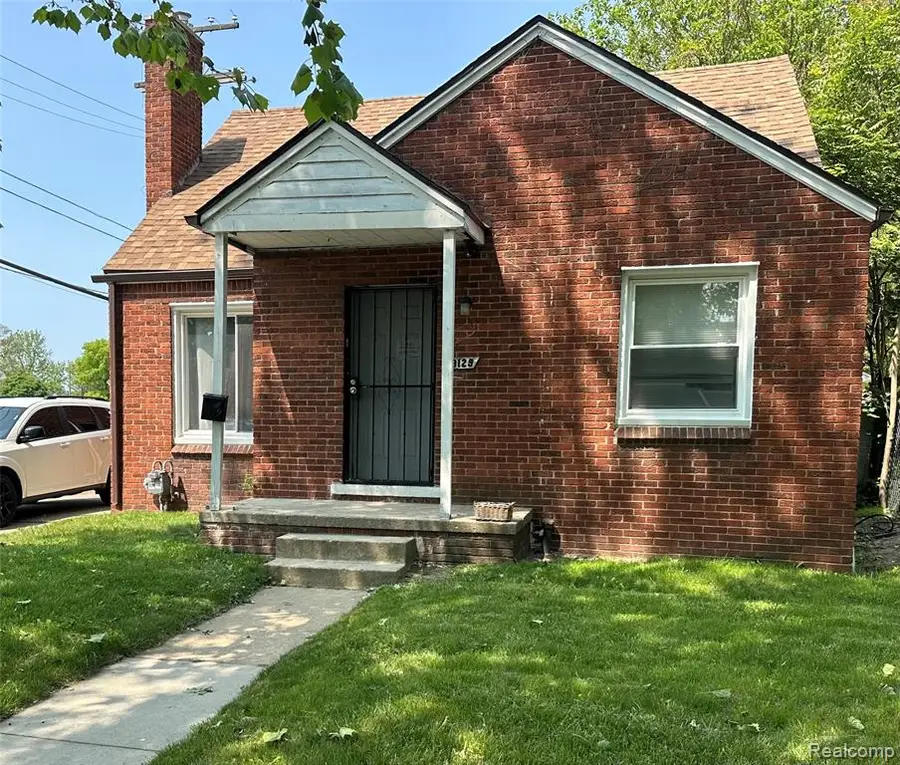 19129 Strasburg, Flat Rock, MI  - Image #2