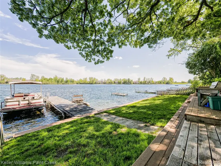 227 Ora, Oxford, MI 48371 - #2