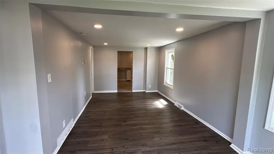 7520 Studebaker, Warren, MI  - Image #3