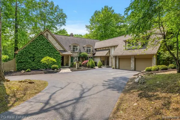 2536 Addison Hills, Oxford, MI 