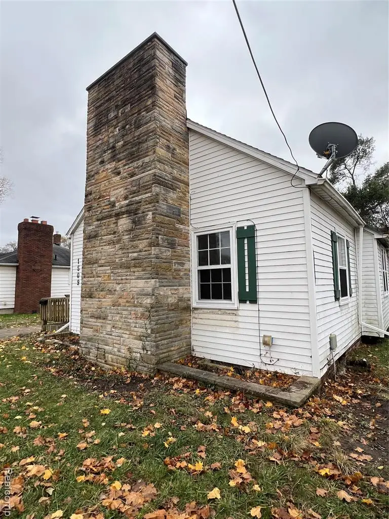 1509 Monroe, Saginaw, MI  - Image #2