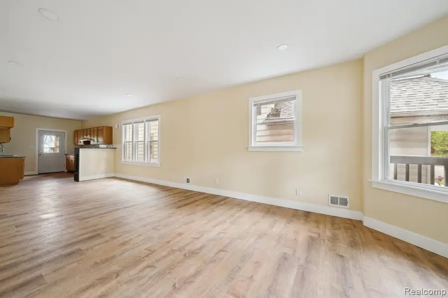 4222 Cadillac, Detroit, MI  - Image #2