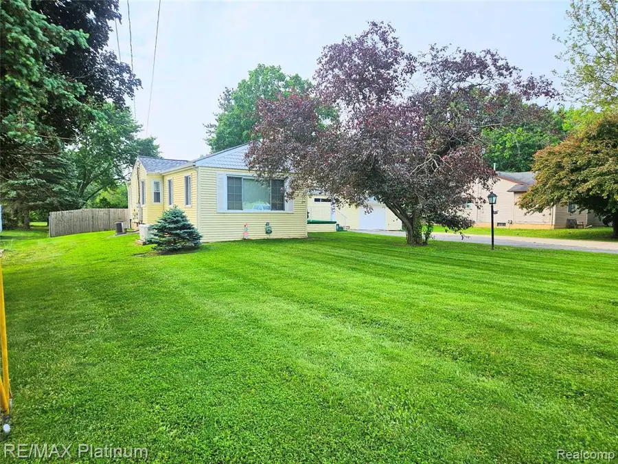 7257 Miller, Swartz Creek, MI  - Image #2