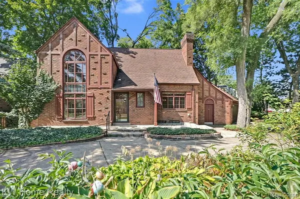 27943 Sunset, Lathrup Village, MI 