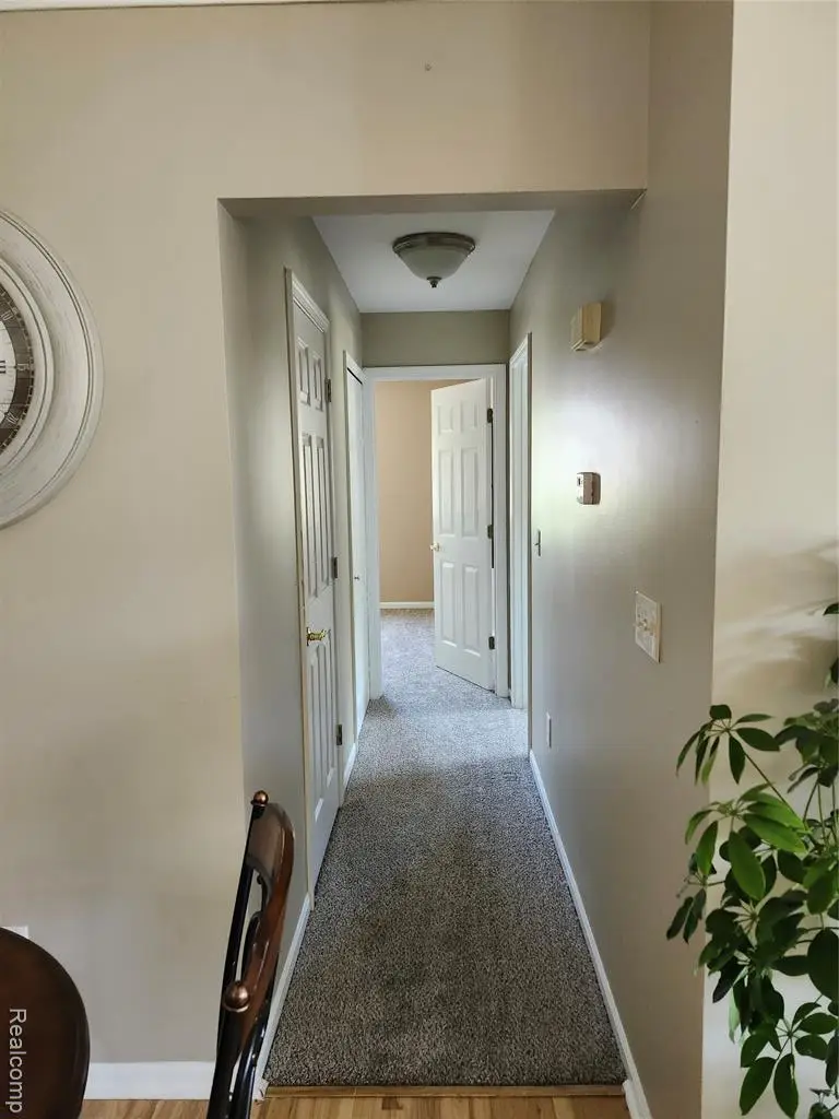 9520 Timber Ridge, Grand Blanc, MI  - Image #3