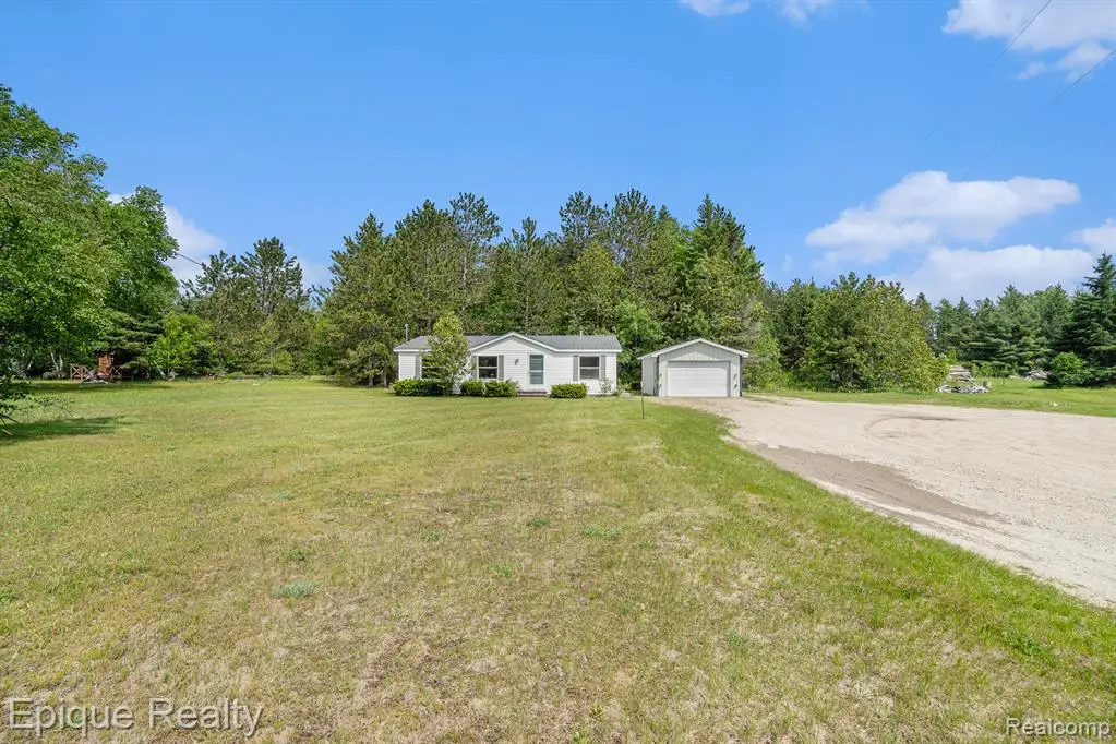 12342 N Mackinaw, Mackinaw, MI  - Image #1