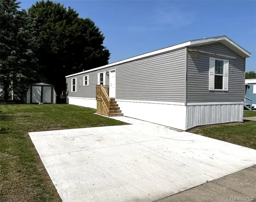 1029 Raven, Bay City, MI  - Image #2