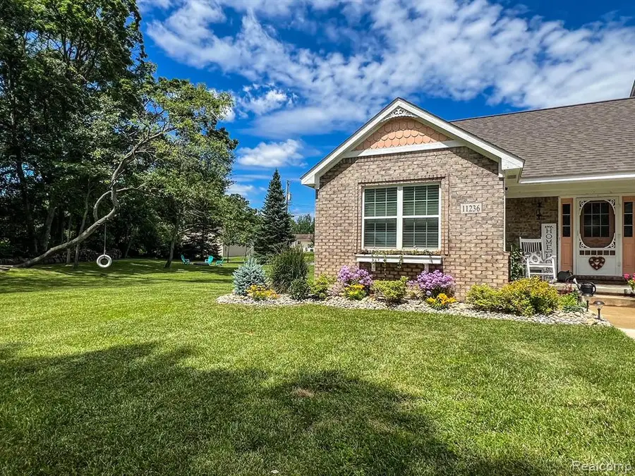 11236 Chyna, Davisburg, MI  - Image #3