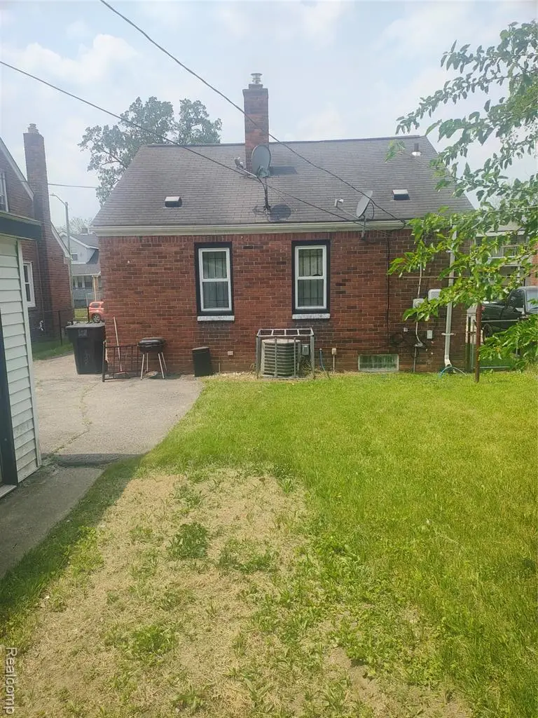 20022 Hanna, Highland Park, MI  - Image #2