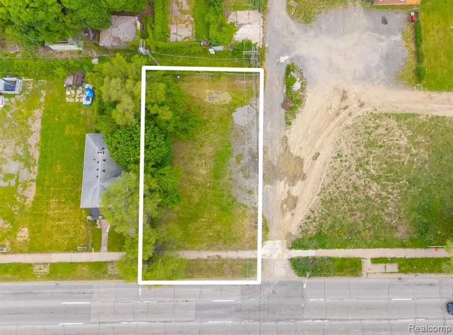 2434 W Davison, Detroit, MI 48238 - Image #2