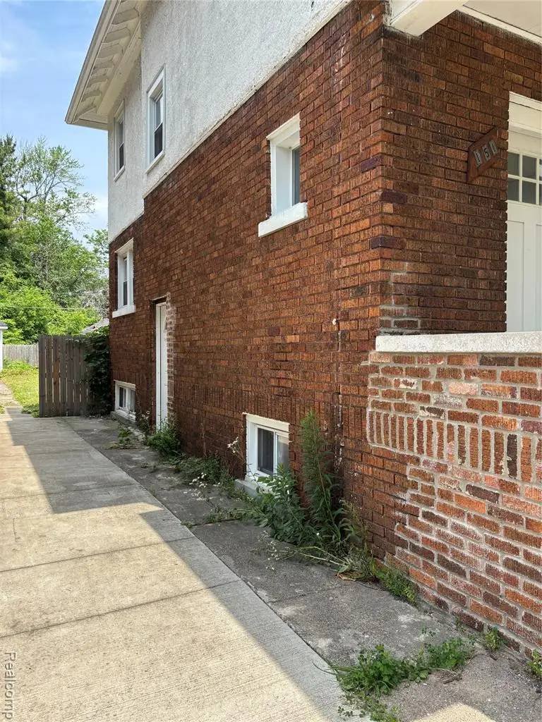 151 Mclean, Highland Park, MI  - Image #2