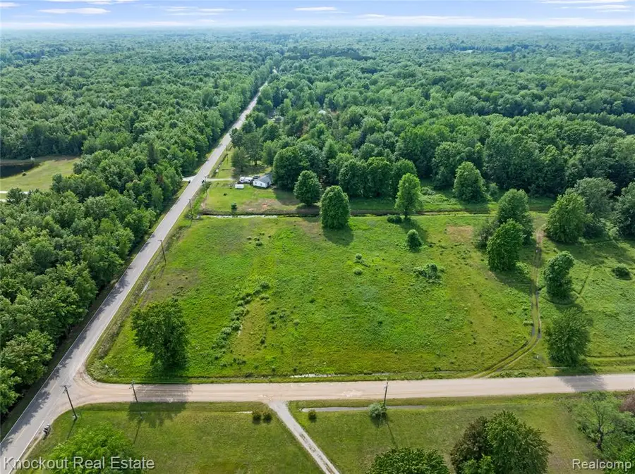 #0103 V/l Nature's Nest, Vassar, MI 48768 - #2