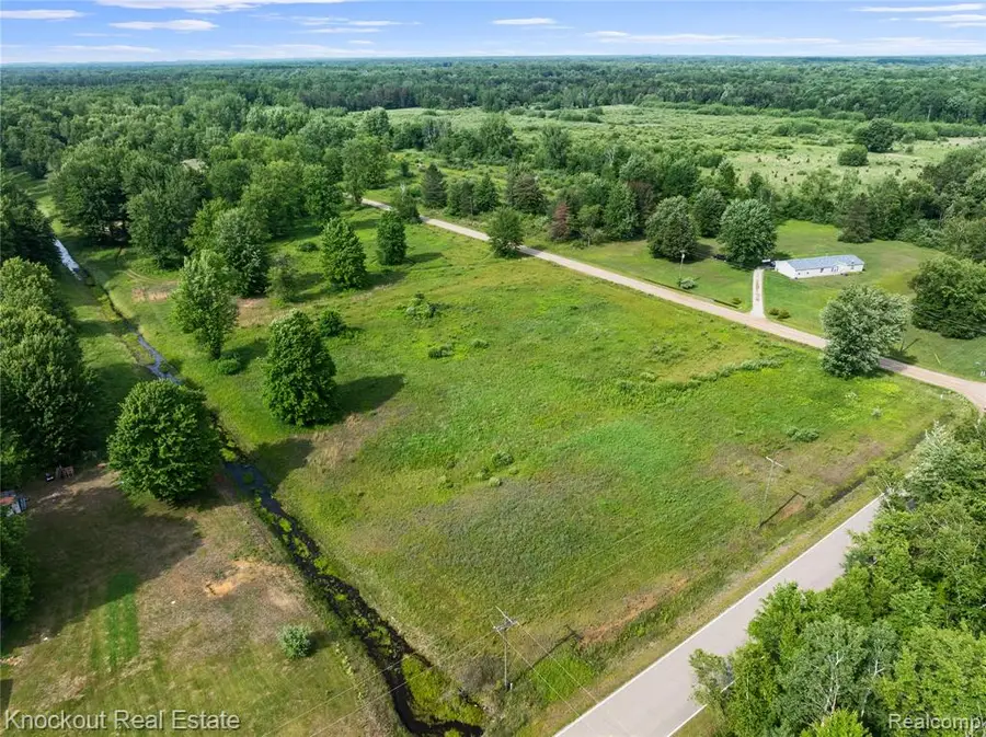 #0103 V/l Nature's Nest, Vassar, MI 48768 - #3