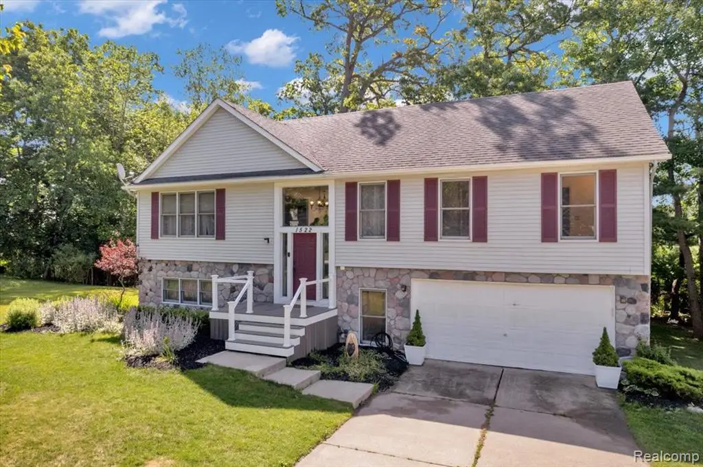 1522 Oregon, Waterford, MI  - Image #1