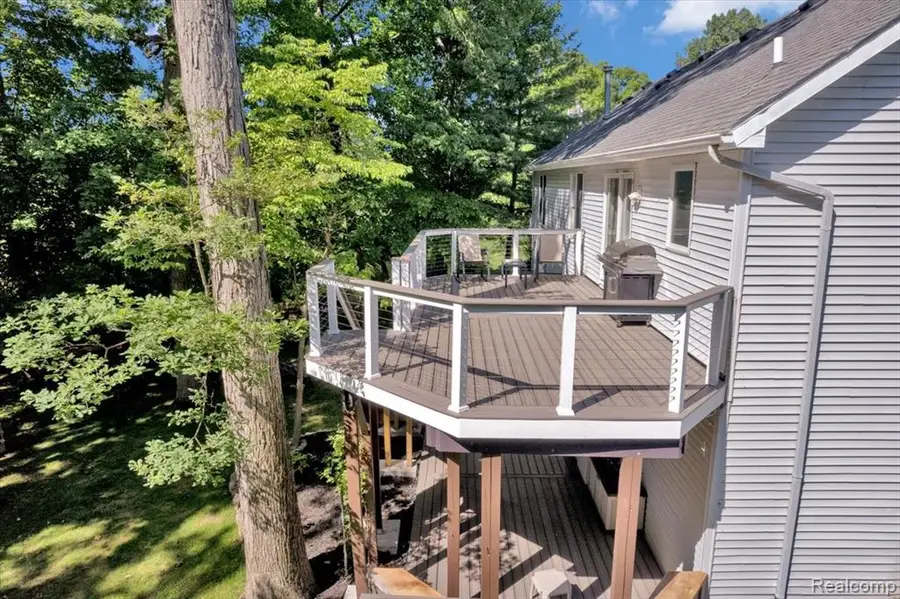 1522 Oregon, Waterford, MI  - Image #2