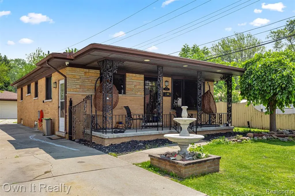 6426 Highview, Dearborn Heights, MI  - Image #1