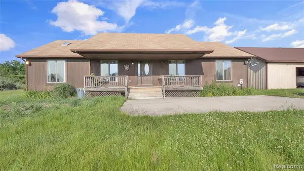 5050 Burton, Capac, MI 