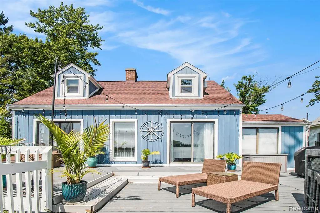 11501 Torrey, Fenton, MI  - Image #1