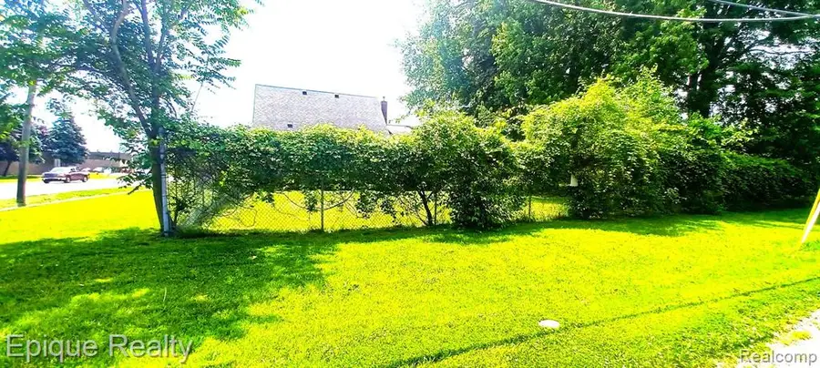 9999 24th St., Port Huron, MI 48060 - Image #2