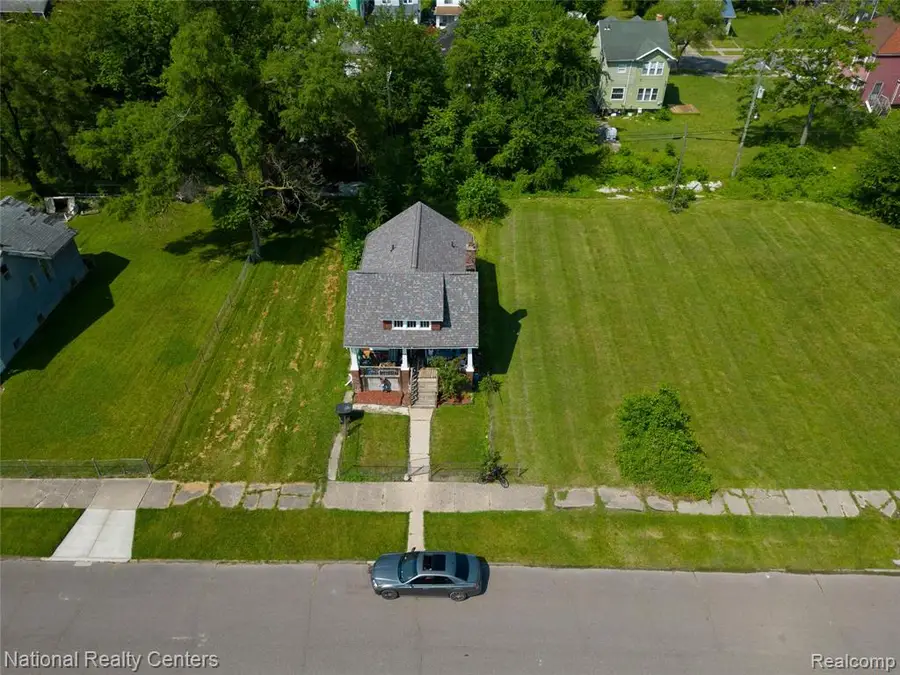 2587 Lenox, Detroit, MI 48215 - #2