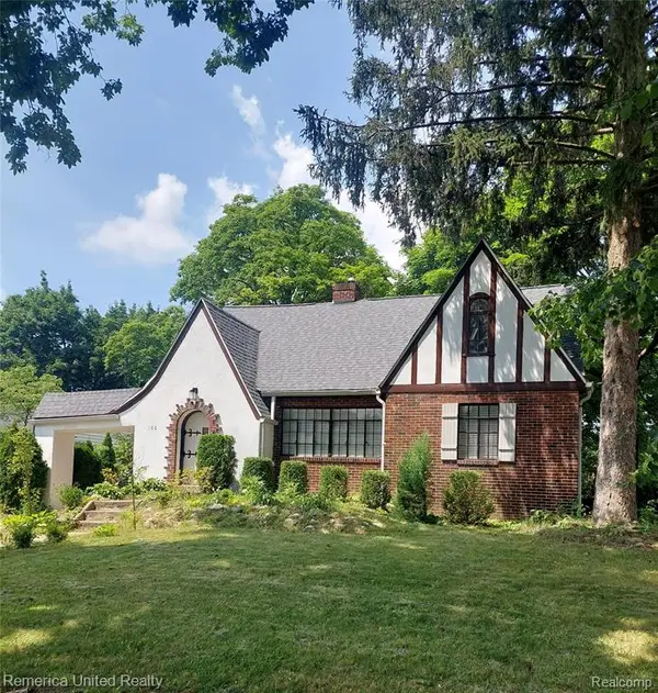 166 Cherokee, Pontiac, MI 