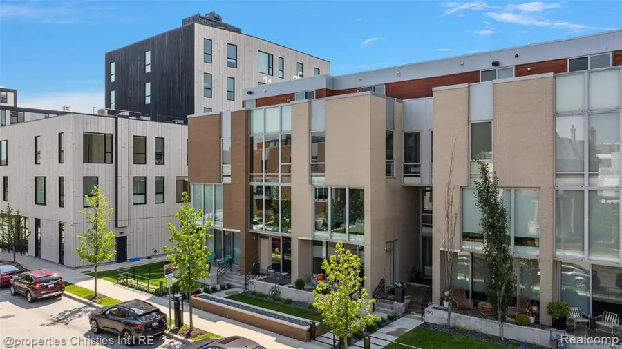 284 Alfred, Detroit, MI 48201 - Image #3