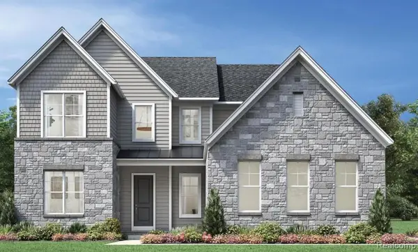 2684 Crystal Lake, Commerce Twp, MI 