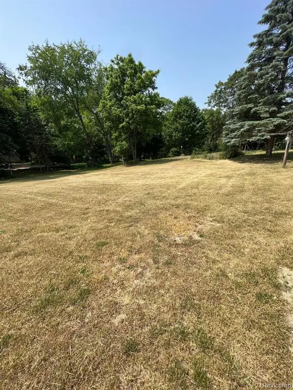 0 Livingston, Pinckney, MI  - Image #3