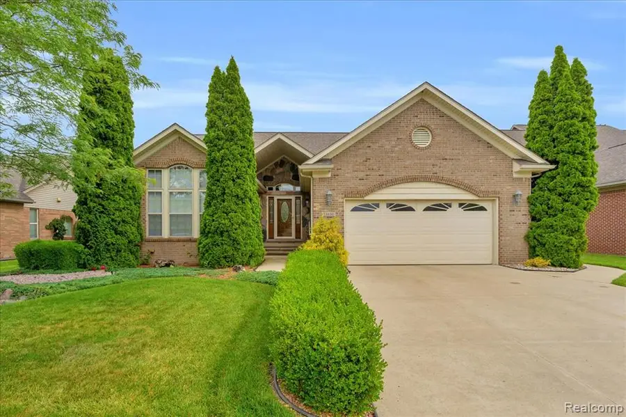 23330 Tumbleweed, Trenton, MI  - Image #2