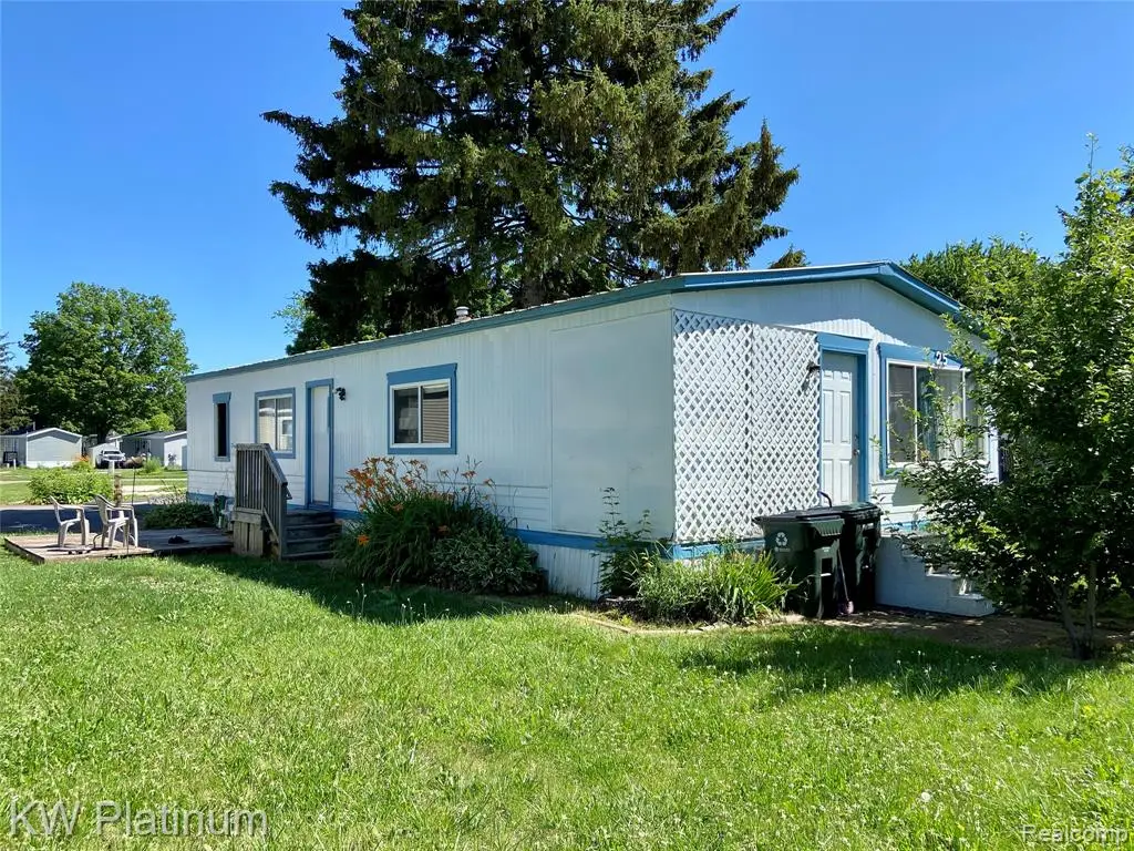 25 Canary Hill, Lake Orion, MI 48359 - Image #1