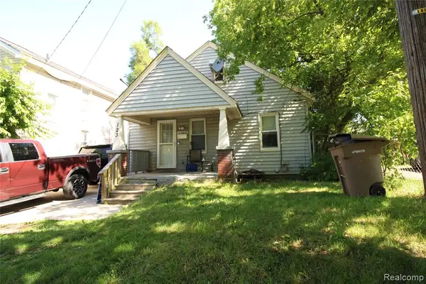 123 Adelaide, Pontiac, MI 