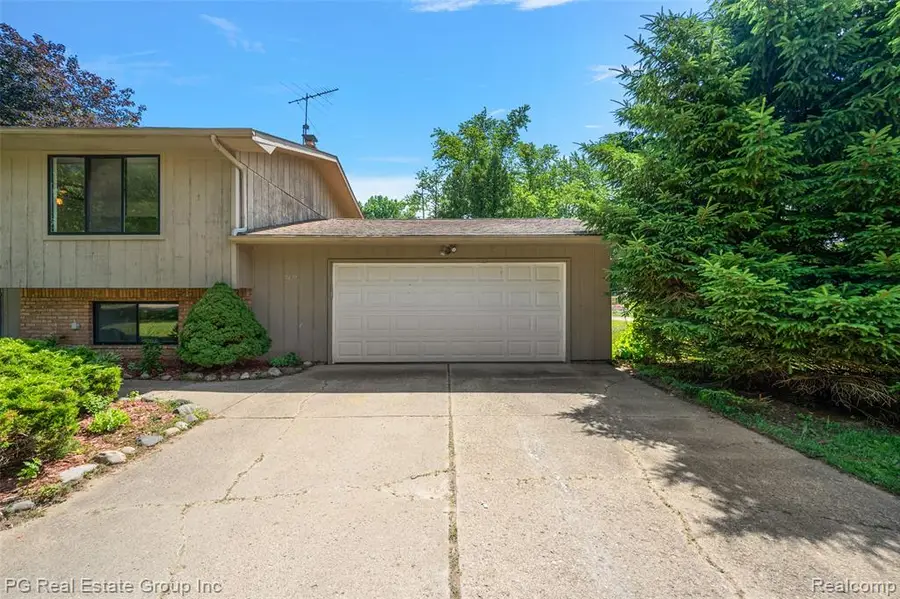 7427 Emerson, Washington, MI  - Image #3