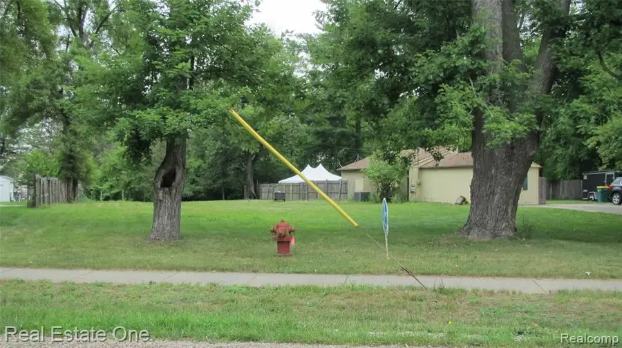 00000 Shiawassee, Farmington Hills, MI 48336 - Image #2