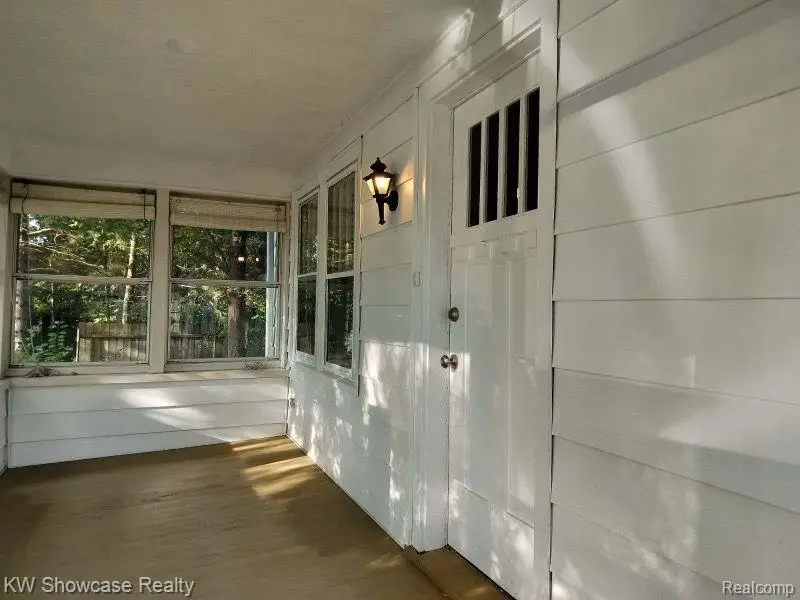 1828 N Lafayette, Royal Oak, MI  - #3