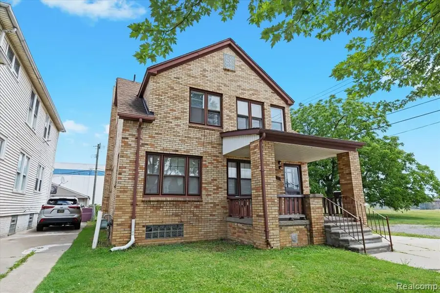 4200 Lois, Dearborn, MI  - Image #2