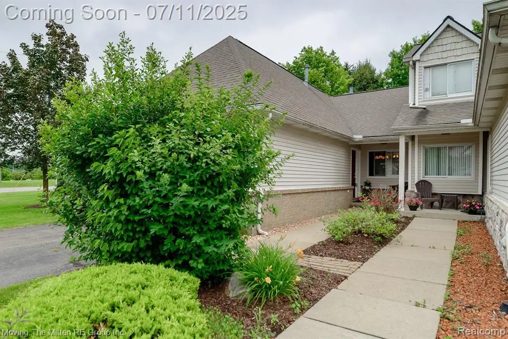 61001 Evergreen, South Lyon, MI  - Image #1