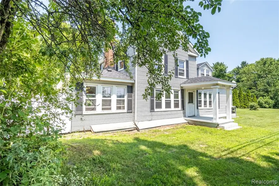 2218 Wixom, Commerce Township, MI  - Image #2