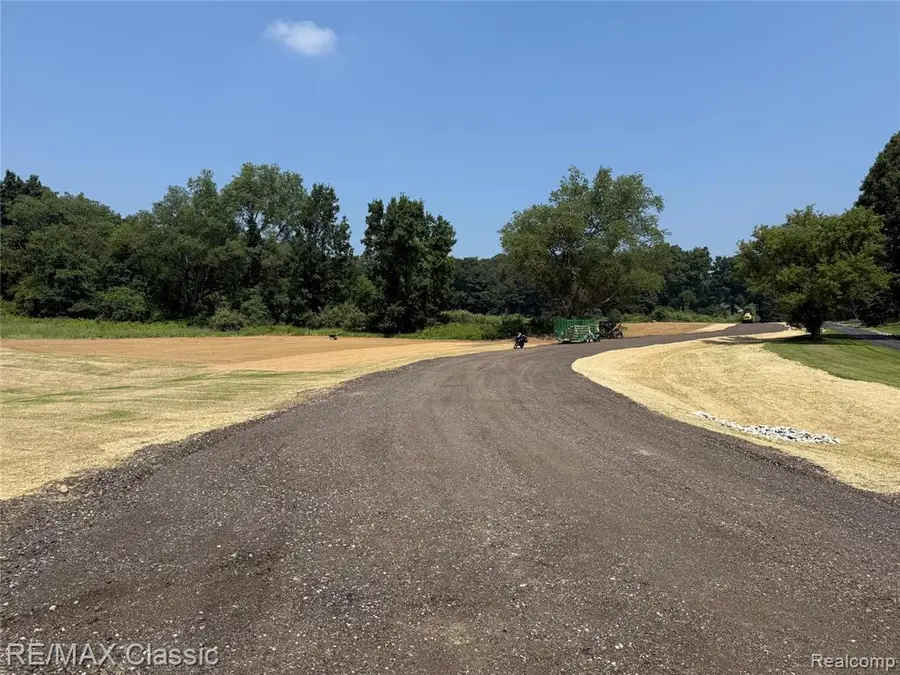 001 Buttercup Trail, Milford, MI 48381 - #3