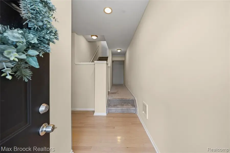 1462 Devon #126, Troy, MI  - Image #3