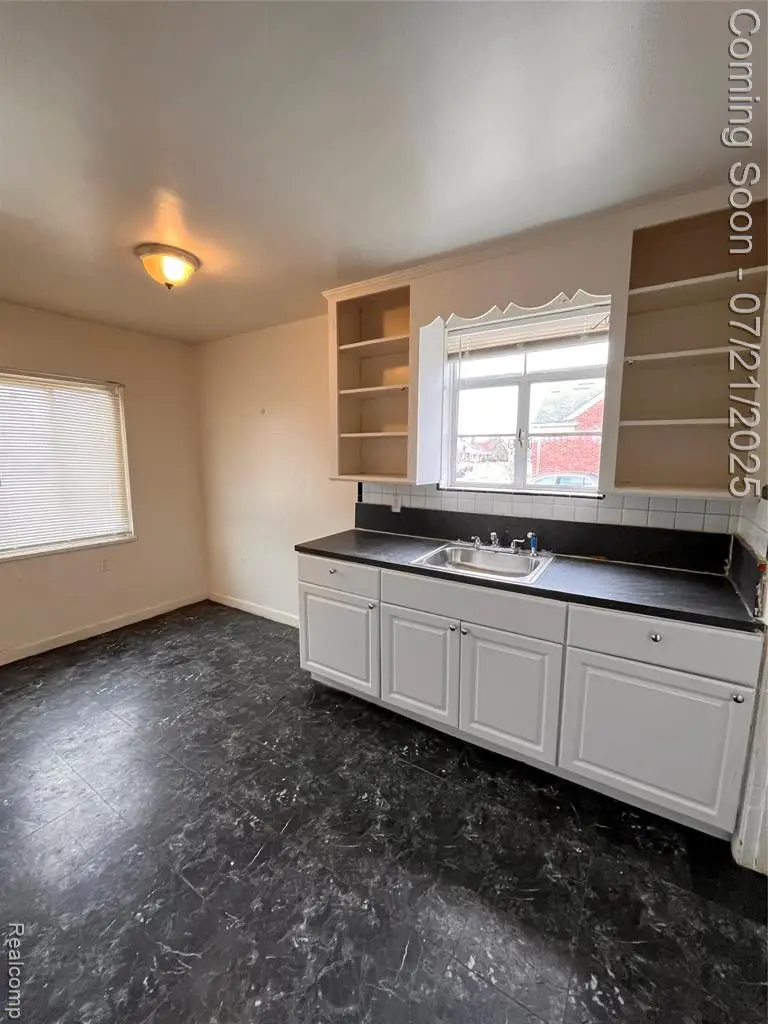 15260 Eastburn, Detroit, MI 48205 - #3