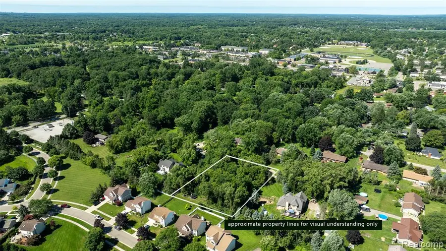 22622 Pine, South Lyon, MI 48178 - #2