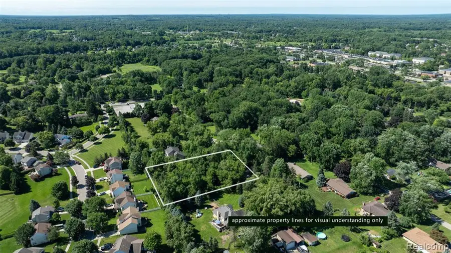 22622 Pine, South Lyon, MI 48178 - #3