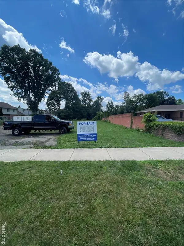 37739 7 Mile, Livonia, MI 