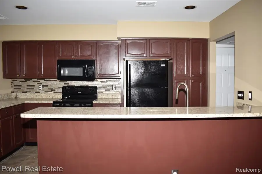 21054 Boulder, Northville, MI  - Image #3