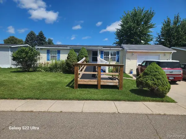 649 Basswood Ct Basswood, Flint, MI 48506