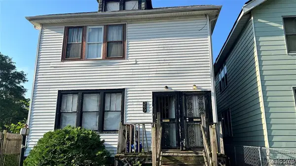 369 Puritan, Highland Park, MI 48203