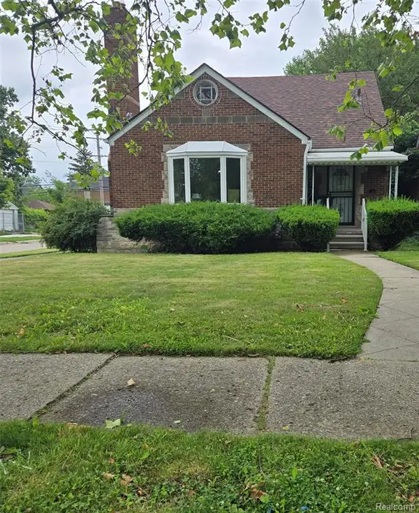 10346 Lakepointe, Detroit, MI 