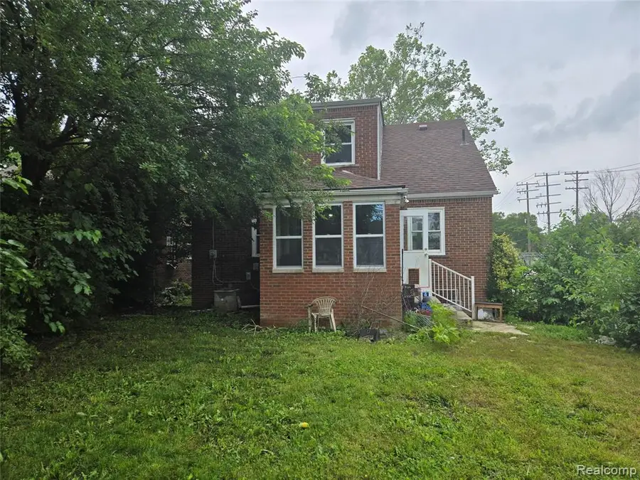 10346 Lakepointe, Detroit, MI 48224 - #2