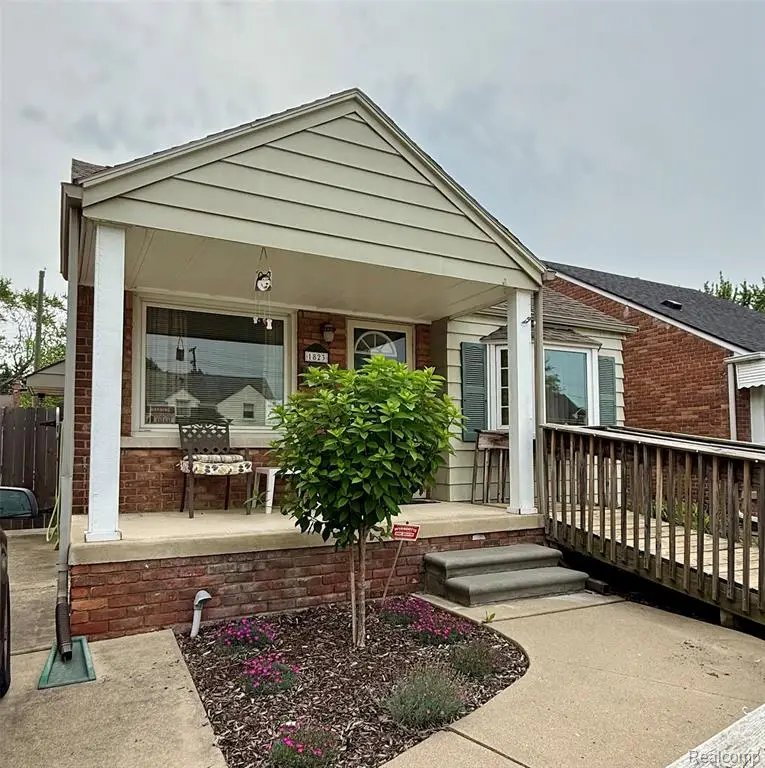 1823 15th, Wyandotte, MI  - #1